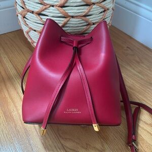 Lauren Ralph Lauren Red crossbody bag with Gold Accents‎